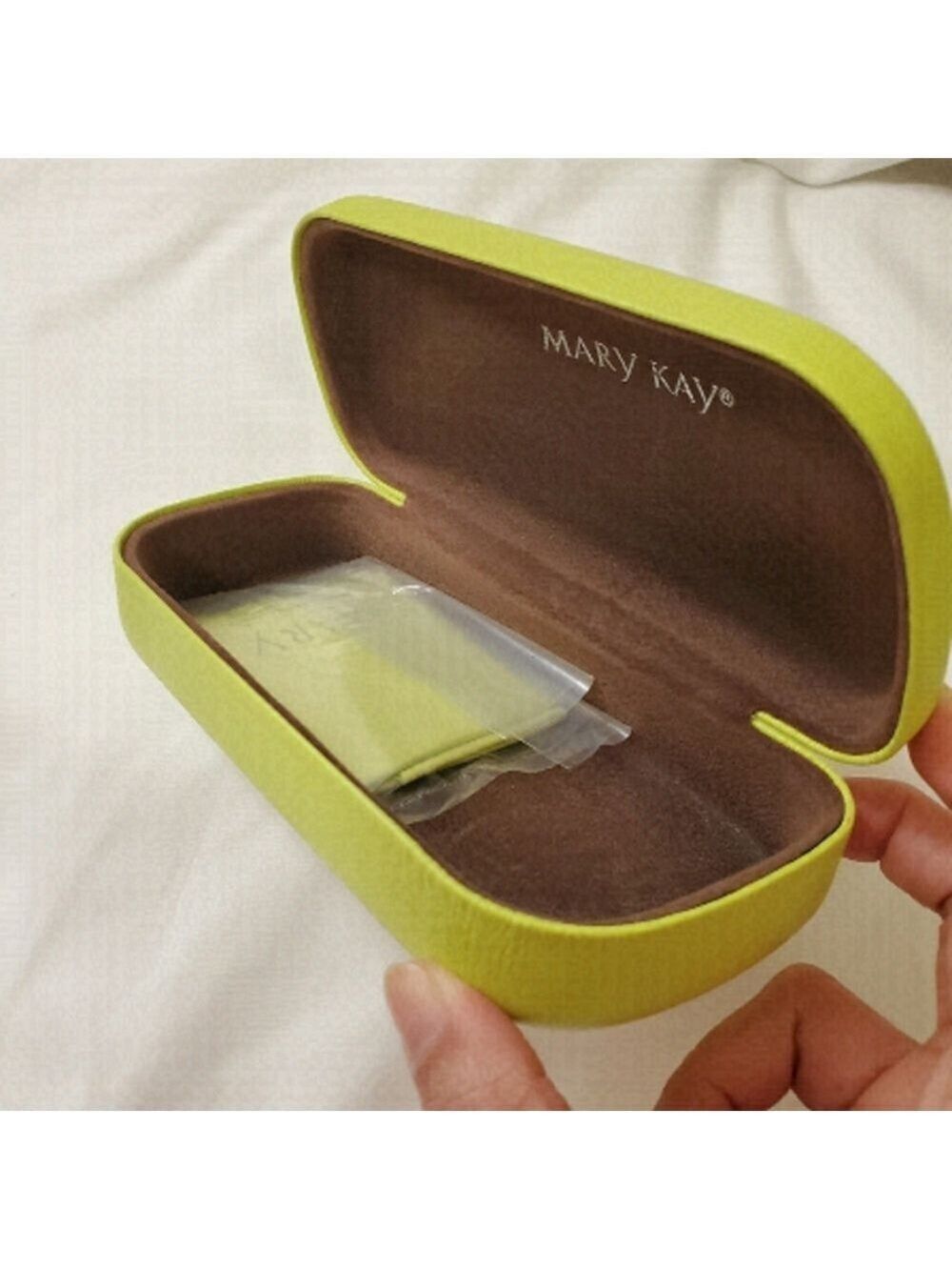 Hard Protective Sunglasses Case Container